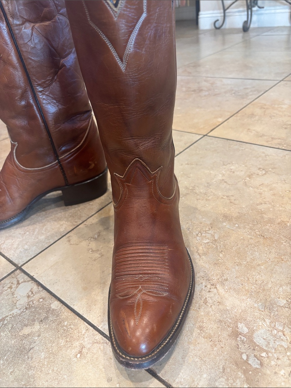 Tony Lama Brown Leather Western Cowboy Boots Man’s size 9.5 B